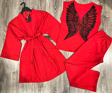 Червоний халат і піжама — Футболка з аплікацією Крила та штани. Жіночий стильний домашній комплект