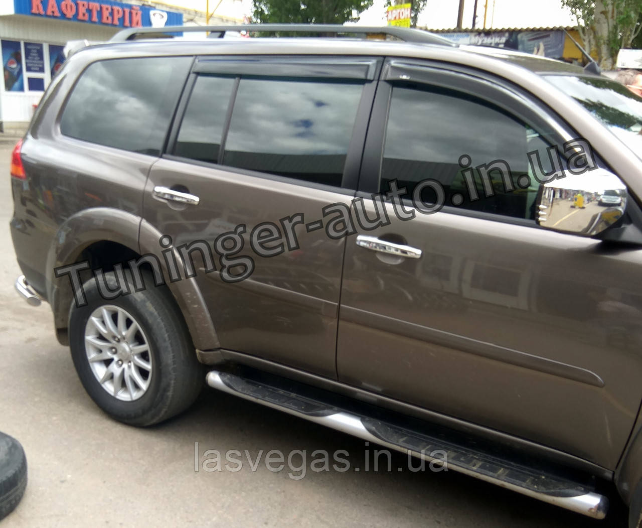 Вітровики, дефлектори вікон Mitsubishi Pajero Sport 2008-2015 (Hic), фото 1