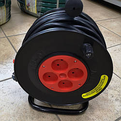 Подовжувач на котушці У16-01 ПВС 2х1,5 40м