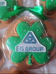Пряники з логотипом EIS GROUP, корпоративні пряники, корпоративні замовлення