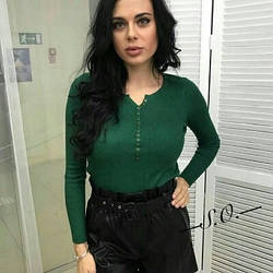 Жіноча Кофточка в рубчик з гудзичками оптом універсальний рр 42-46