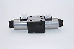 Гідророзподільник з електромагнітним управлінням Atos DKE (ДУ 10) - Двухмагнитный