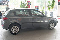 Молдинги на двері для Alfa Romeo 147 5dr 2000-2010