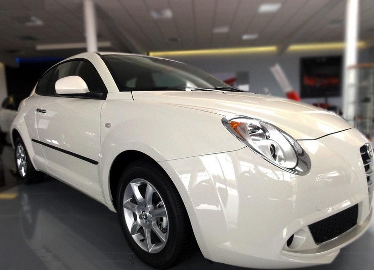 Молдинги на двері для Alfa Romeo Mito 3dr 2008+