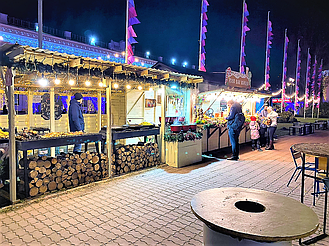 Компания "Промконтракт" изготовила и поставила в Киев на ВДНХ торговые киоски и павильоны для сезонного развлекательного парка «Зимова країна... 2