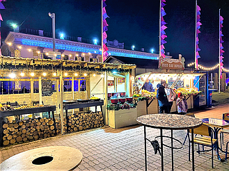 Компания "Промконтракт" изготовила и поставила в Киев на ВДНХ торговые киоски и павильоны для сезонного развлекательного парка «Зимова країна... 7