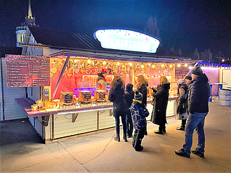 Компания "Промконтракт" изготовила и поставила в Киев на ВДНХ торговые киоски и павильоны для сезонного развлекательного парка «Зимова країна... 10