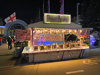 Компания "Промконтракт" изготовила и поставила в Киев на ВДНХ торговые киоски и павильоны для сезонного развлекательного парка «Зимова країна... 27