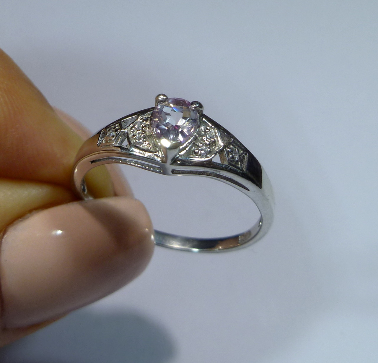 Редкость Кольцо с натуральным коллекционным розовым данбуритом 0.43 ct (мексиканский алмаз) Размер 18.75 - фото 7 - id-p1107814262