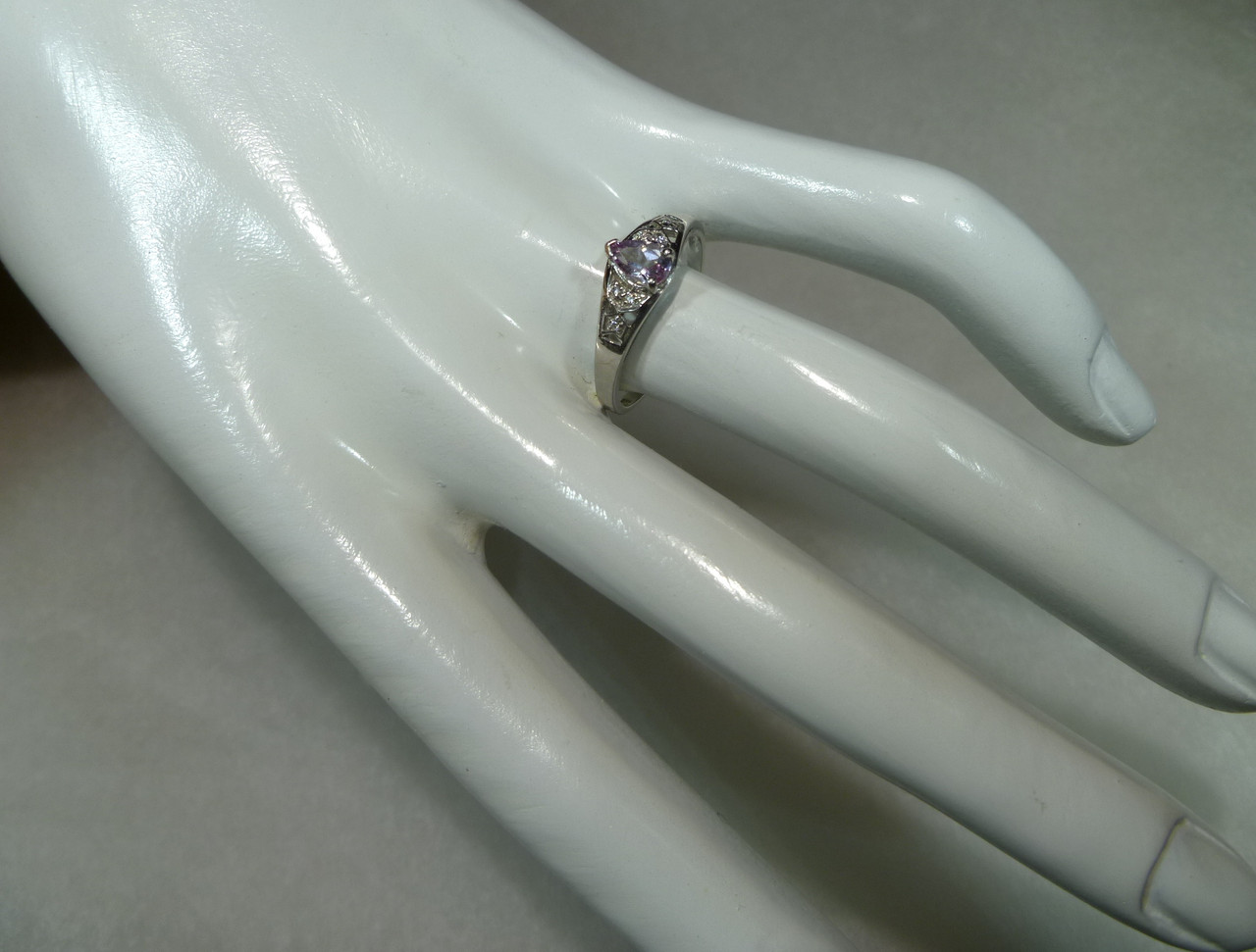 Редкость Кольцо с натуральным коллекционным розовым данбуритом 0.43 ct (мексиканский алмаз) Размер 18.75 - фото 9 - id-p1107814262