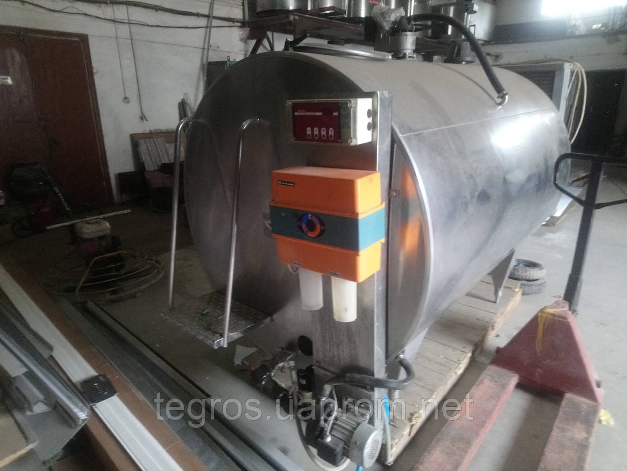 Охладитель молока Alfa Laval CH 2000 л. - фото 3 - id-p1064692817