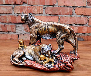 Сім'я тигрів декор «бронза» h27 см гіпс