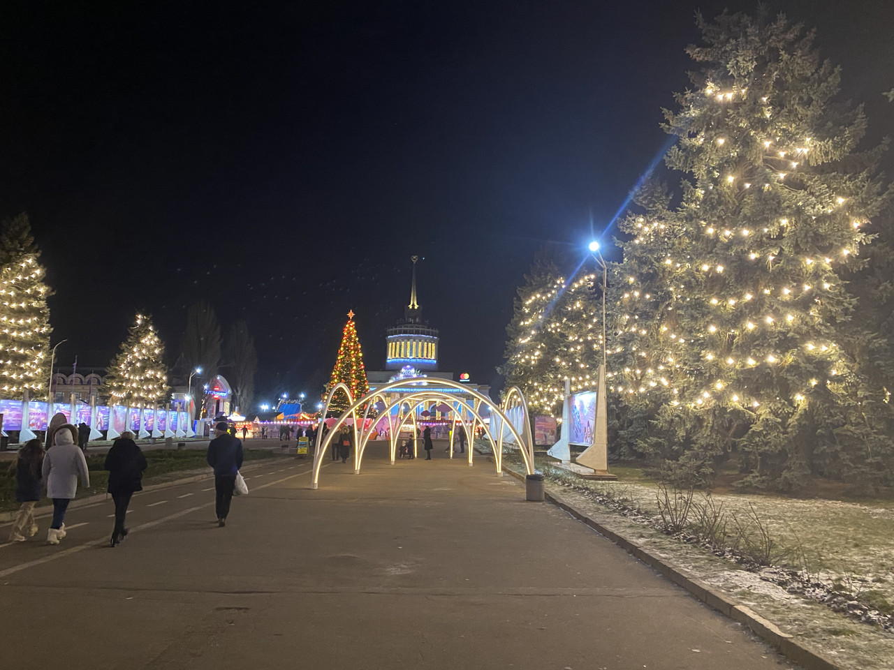 Торговый киоск 2,36 х 2,36 м. Деревянные киоски, павильоны от производителя в Киеве - фото 10 - id-p175594346