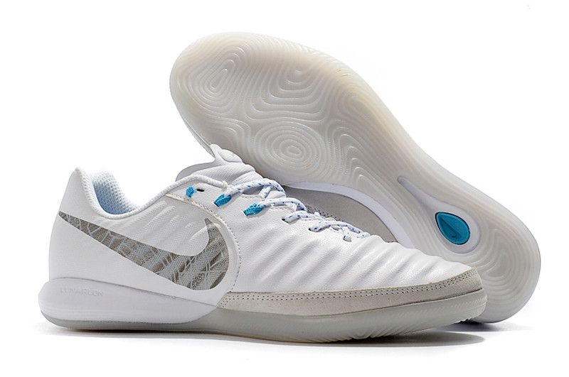 Футзалки (бампы) Nike TiempoX Finale IC White/Metallic Cool Grey/Blue Hero