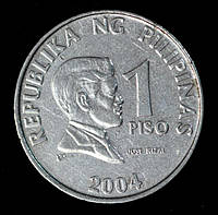 Монета Филиппин 1 песо 2004 г.