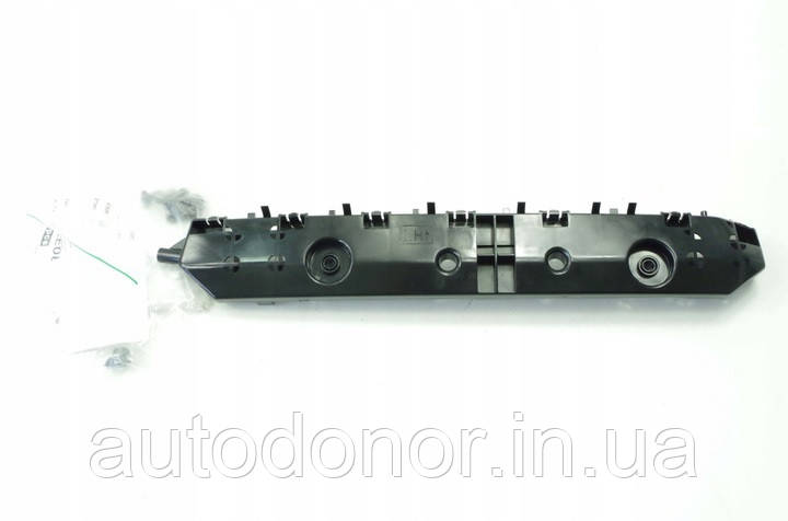 ハレクラニ 1500 二本 Крепление заднего бампера правое Nissan Leaf ZE1 (18-) 85226