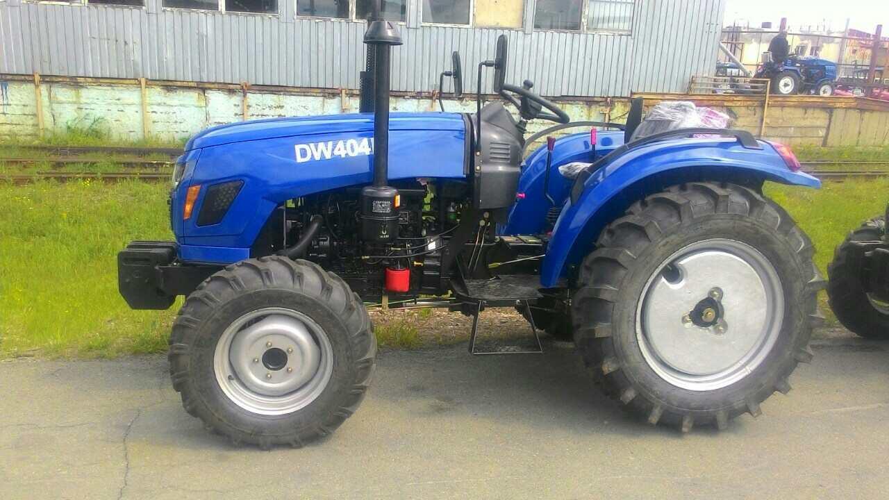 Трактор DW 404D (4х4, Гідропідсилювач керма, доставка)