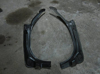 Ущільнювач кришки багажника (ляди) MERCEDES-BENZ w164 ml-class (A1646931933 / A1646932233)