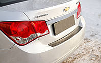 Пластикова захисна накладка на задній бампер для Chevrolet Cruze сєдан 2009-2015
