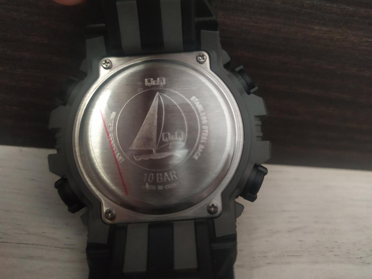 Q&Q M157J черные с красными вставками мужские спортивные часы - фото 5 - id-p1109748712