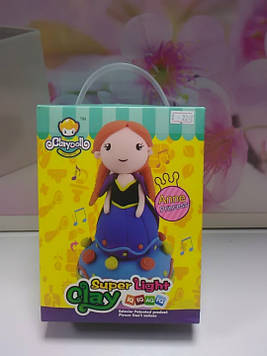 Набор пластелина с музыкальной подставкой.