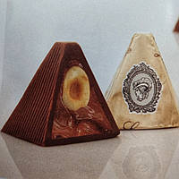 Грецькі шоколадні цукерки Laurence Піраміда
