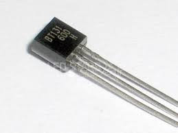 Симістор BT131-600