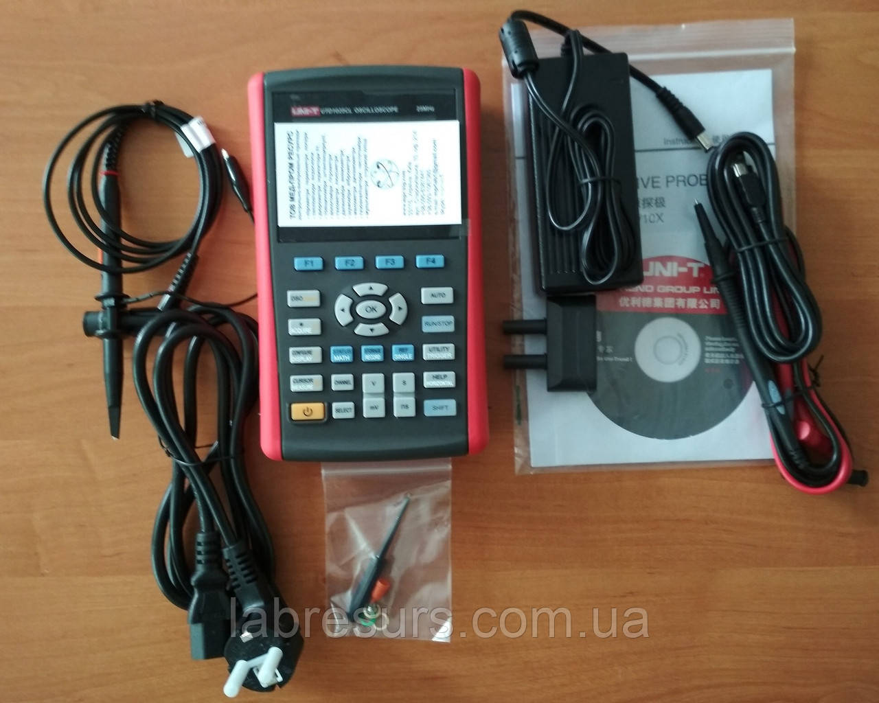 Портативный цифровой осциллограф UNI-T UTD1025CL (UTDM 11025CL) - фото 2 - id-p1110862893