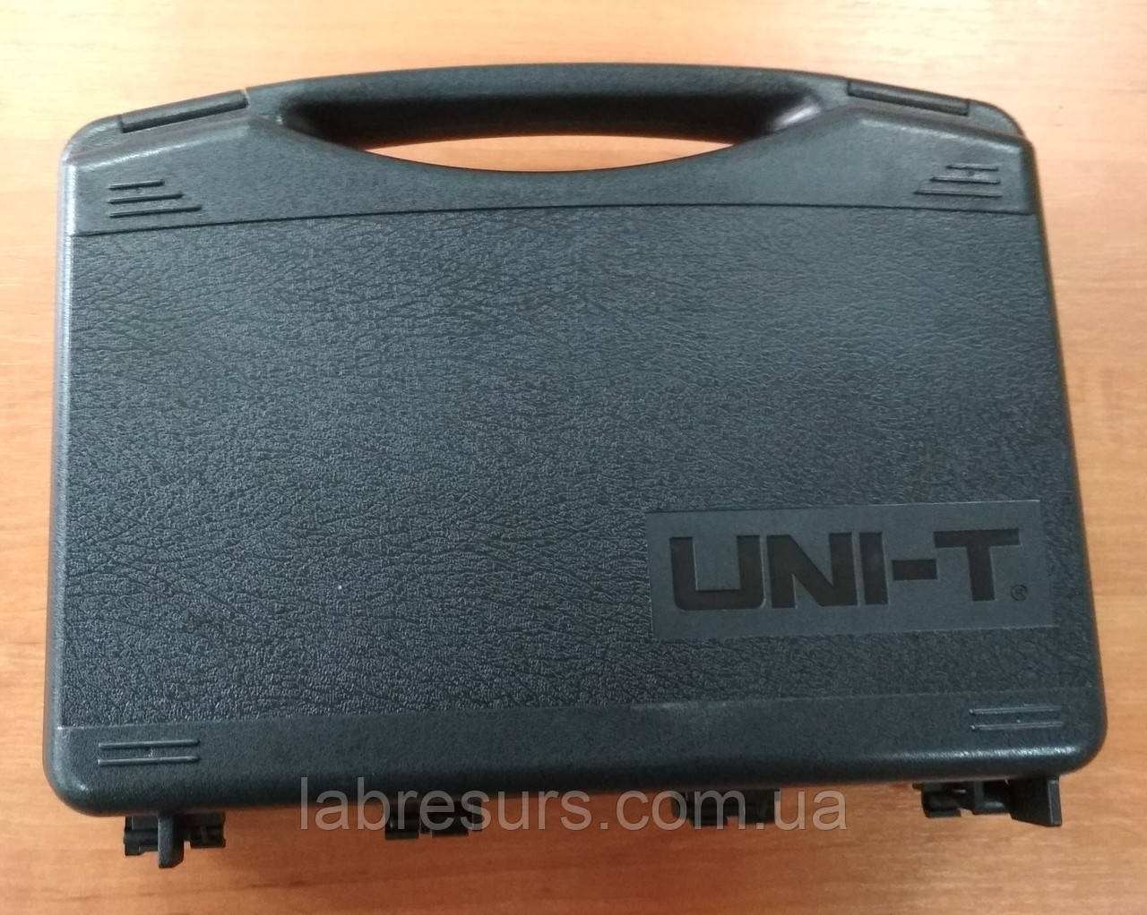 Токоизмерительные клещи UNI-T UT207 (UTM 1207) - фото 5 - id-p1110862898