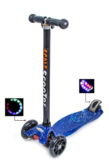 Самокат триколісний дитячий Maxi світяться колеса принт Космос