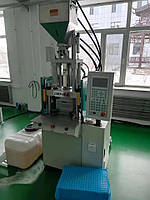 Б/у Вертикальні термопластоавтомати