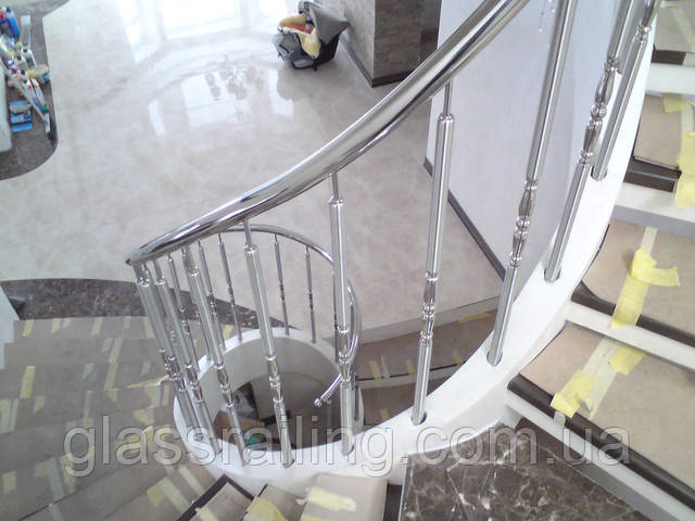 Огорожа гвинтових сходів Ograjdenie vintovoi lestnici