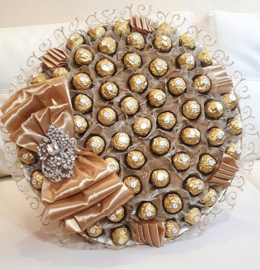 Букет з цукерок Великий Ferrero Rocher Королівська розкіш XL