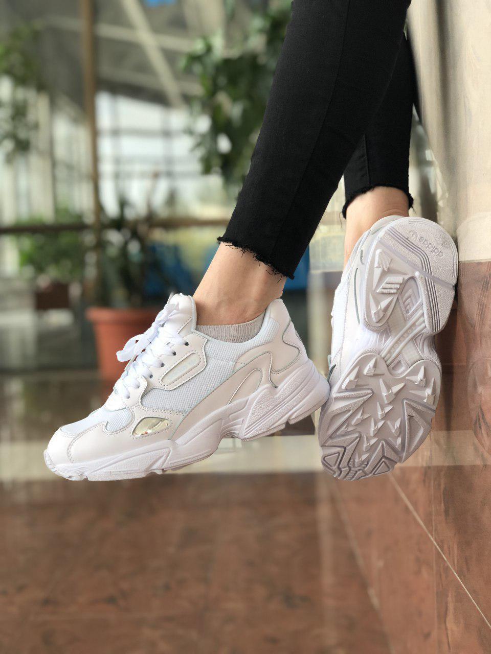 Promo adidas falcon hotsell