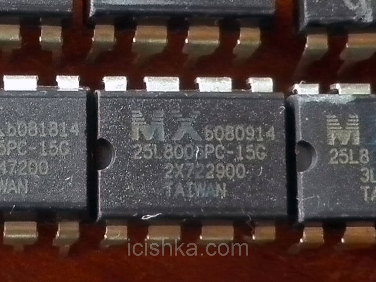 MX25L8005 / 25L8005PC-15G DIP8 - 1Mb Serial CMOS Flash, фото 1