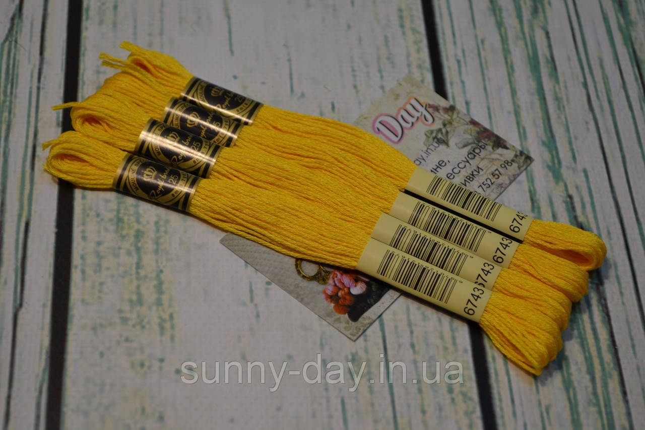 Муліне Royal Broderie, колір No743