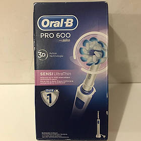 Електрична акумуляторна зубна щітка Oral-B PRO 600, SensiUltraThin