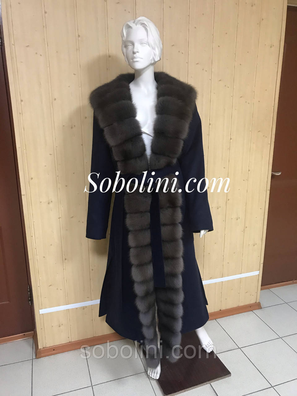 Пальто з хутром куниці, довжина 125 см