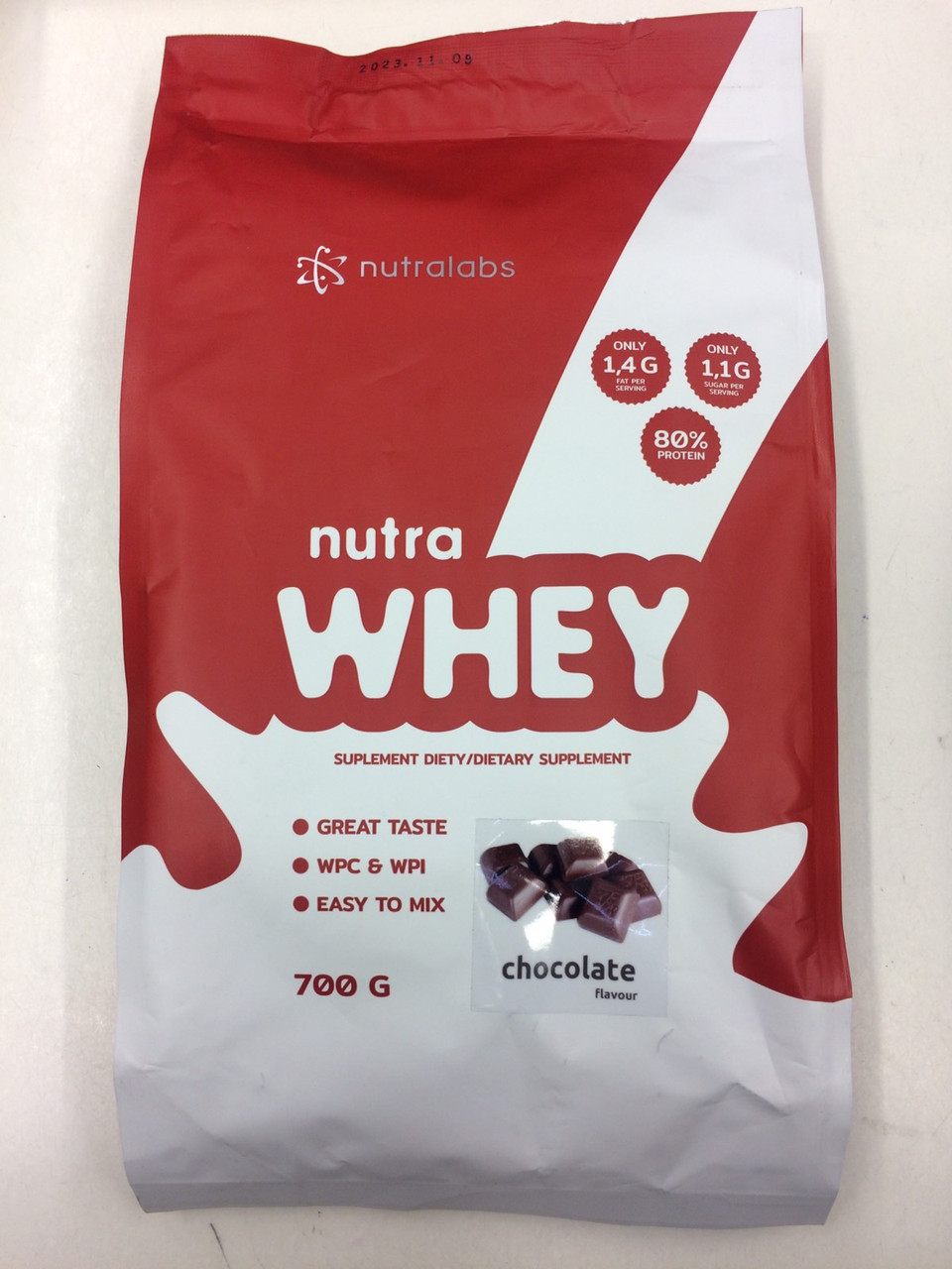 Протеїн Комплексний протеїн Nutralabs Nutra Whey 700 грам Chocolate