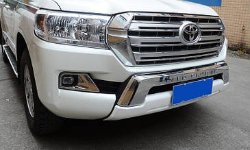 Накладка переднього бампера Toyota LC 200 2015+ (на голий бампер)