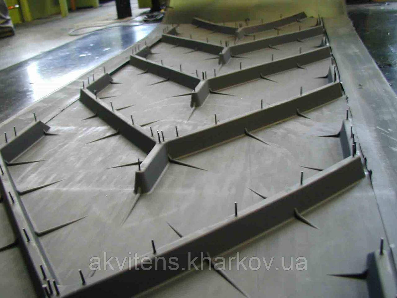 Конвейєрні шевронні стрічки (CHEVRON, для крутопохилих конвеєрів)
