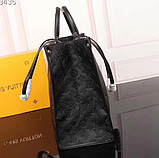 Жіноча сумка Louis Vuitton Onthego канва Monogram Луї Віттон чорна 40, фото 3