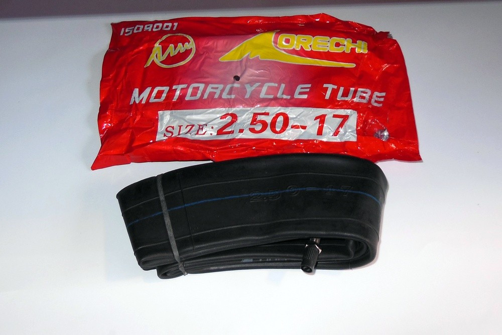ΠΠ°ΠΌΠ΅ΡΠ° 2.50-17 MORECHI