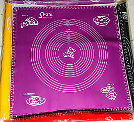 Великий силіконовий килимок для розкочування тіста з розміткою 70*70 см