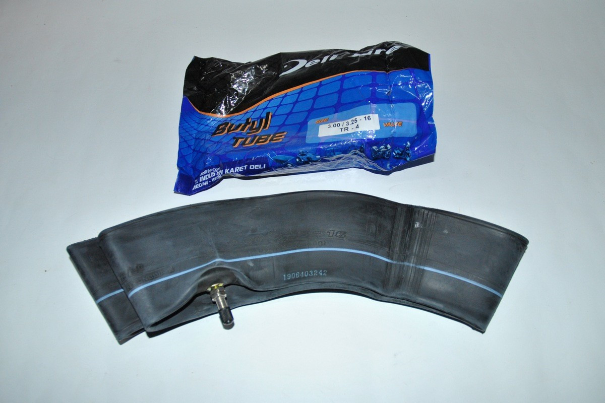 ΠΠ°ΠΌΠ΅ΡΠ° Deli Tire 3.00 / 3.25-16