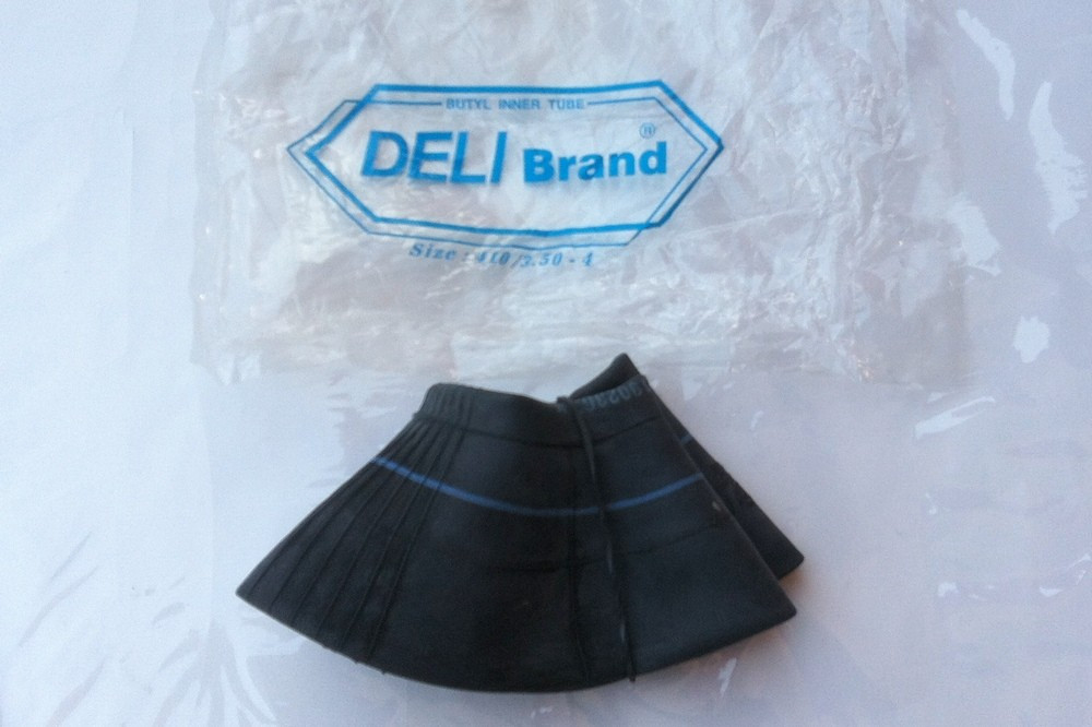 ΠΠ°ΠΌΠ΅ΡΠ° Deli Tire 4.10 / 3.50-4