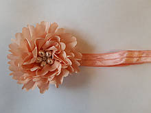 Персикова дитяча пов'язка з квіткою - коло 40-50см, діаметр квітки 9см
