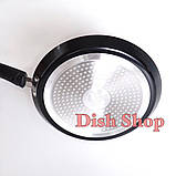 Сковорода для млинців 24 см із кованого алюмінію з мармуровим антипригарним покриттям Benson бакелітова ручка, фото 3