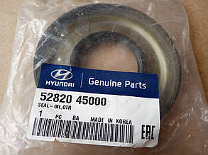 Сальник задньої маточини зовнішній HYUNDAI HD 65 52820-45000