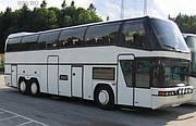 Neoplan 117 лобове скло верхнє